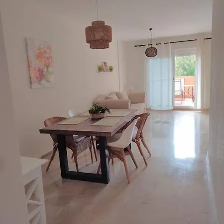 Con Piscina Apartment